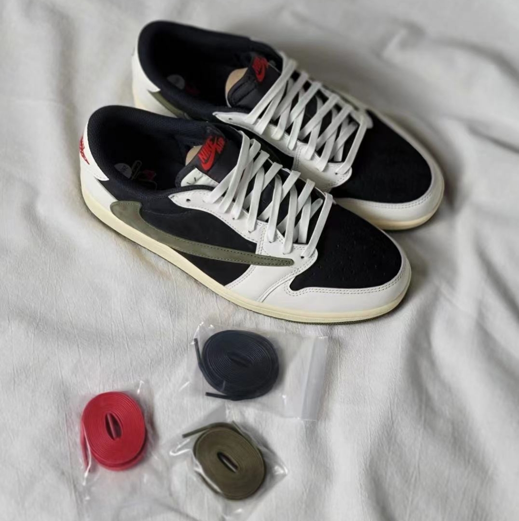 Nike Air Jordan 1 Low X Travis Scott Olive